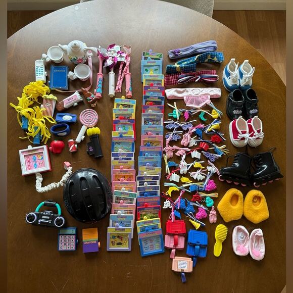 Vintage 1999 Amazing Ally Doll Lot of Doll Clothes Shoes Accessories Bundle - Picture 16 of 16